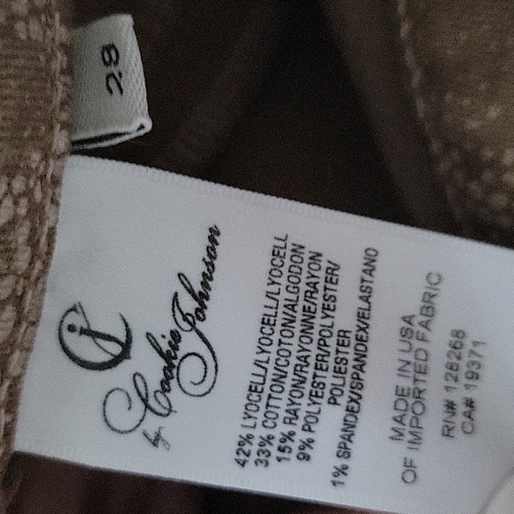 Stylish Tan Women's Jeans - Picture 8 of 9